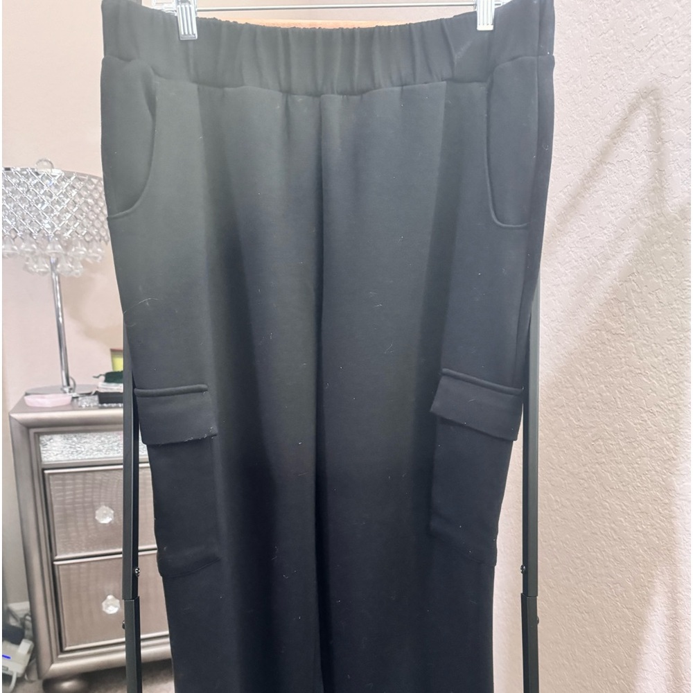 Express black size L comfy cargo pants. Like new. Only wore once